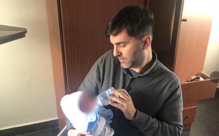 Al final, el intendente de Castelli pudo entrar a Dolores a visitar a su hijo recién nacido