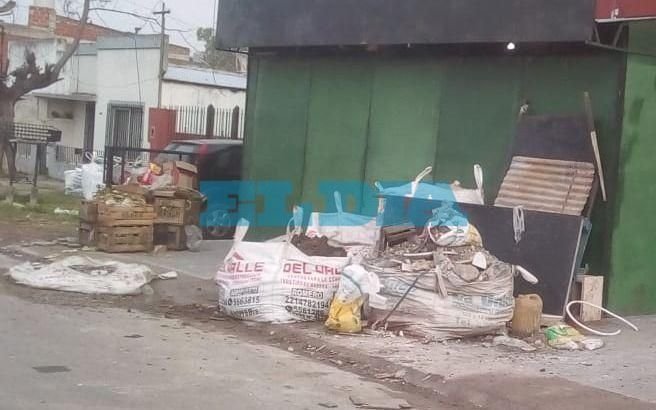 Hartazgo vecinal en San Carlos por acumulaciones de basura que atraen roedores