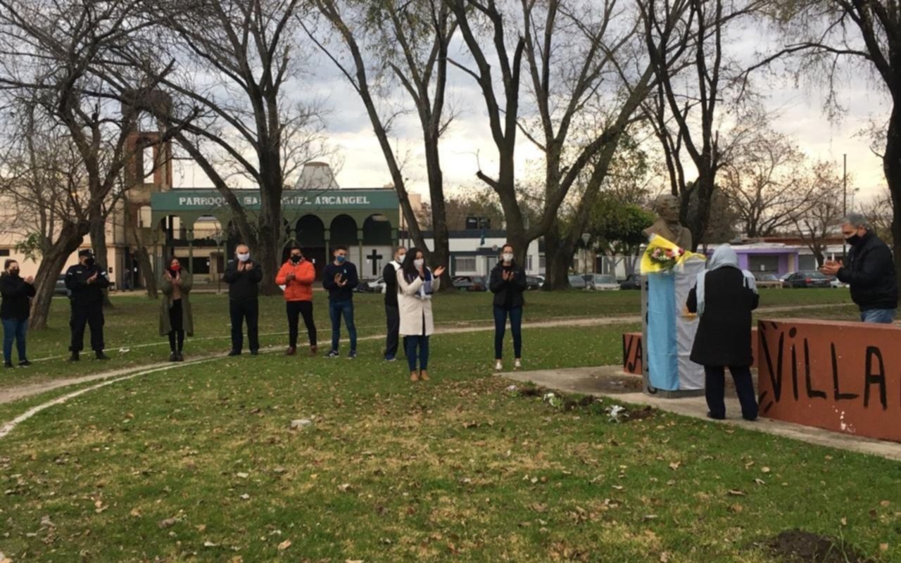 El homenaje a Belgrano de los vecinos de Villa Argüello