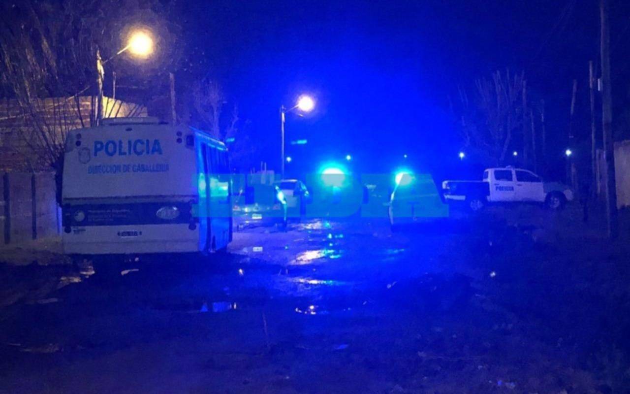 Desbaratan banda de narcomenudeo liderada por dos mujeres en Gonnet