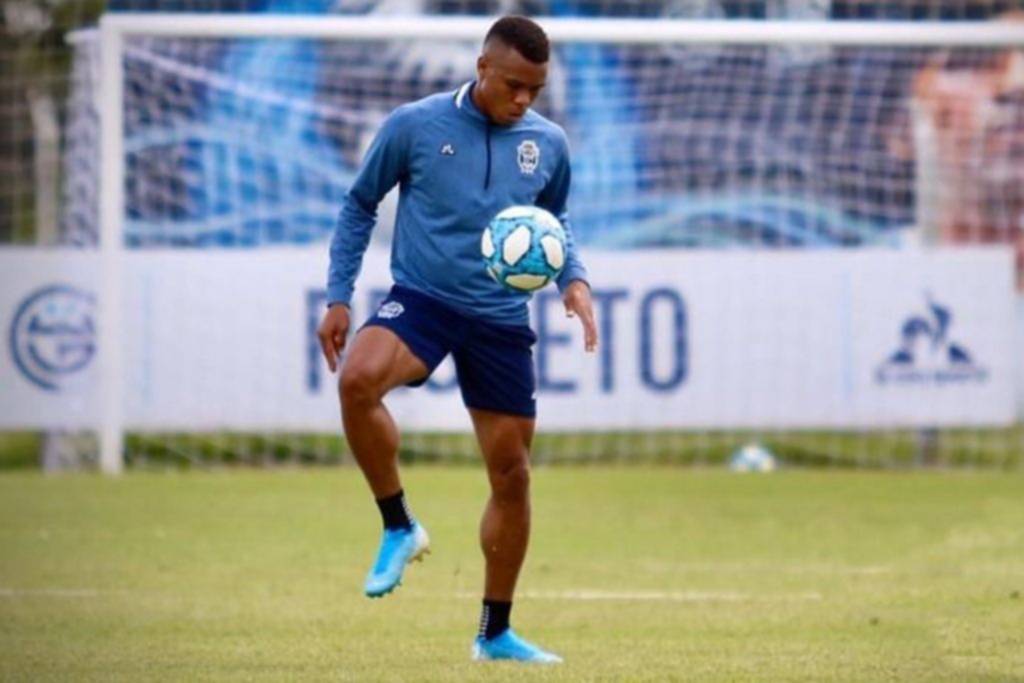 Mancilla sigue siendo el gran tema a cerrar en Gimnasia