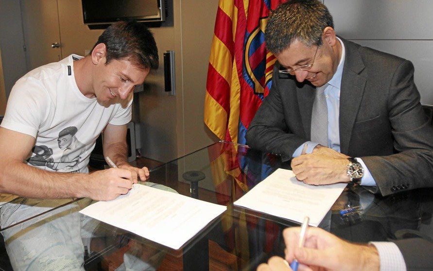 El súper contrato que están preparando para que Messi siga en el Barcelona