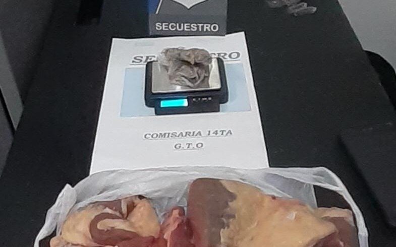 En la bola de lomo había marihuana para alias "Carucha"