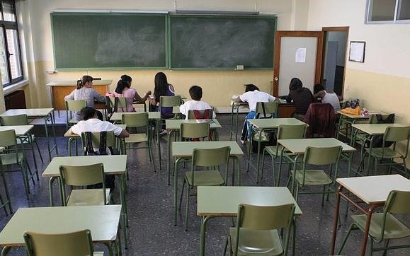 Distanciamiento, tapabocas y menos alumnos y horas de clase: así será la vuelta a clases