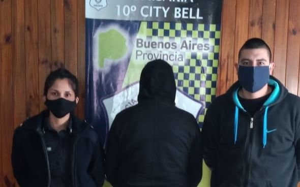 Denunció que motochorros le robaron 150 mil pesos en City Bell: era mentira