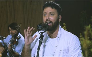 Pato Molina trajo su folklore a la tarde de Siesteros