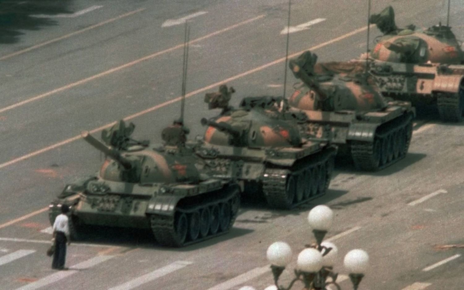 La foto icónica que dejó uno de los peores capítulos de China: la masacre de Tiananmen