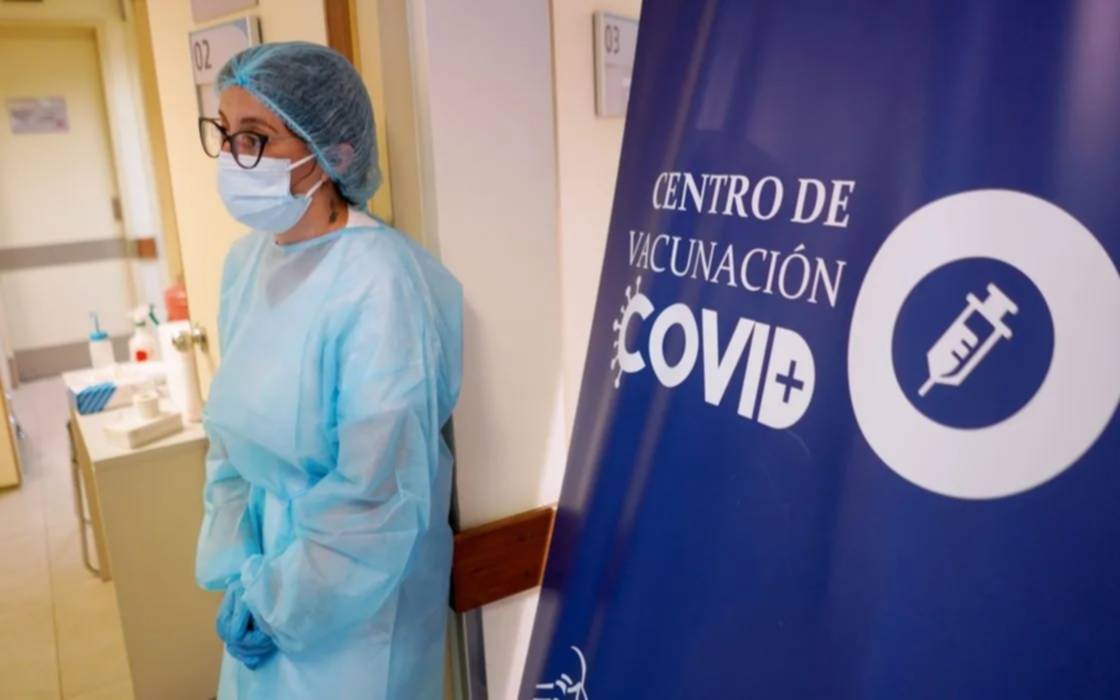 Más de la mitad de los uruguayos ya tienen al menos una dosis de la vacuna anti COVID