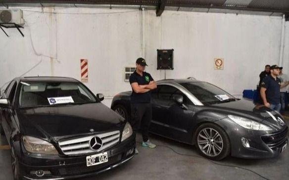 Ordenaron devolverles a narcos autos de alta gama usados como patrullas