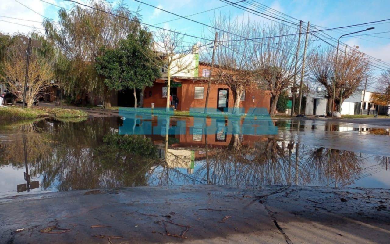 En  Altos de San Lorenzo ya tienen su "laguna" y no tendrán que viajar a la Costa para refrescarse