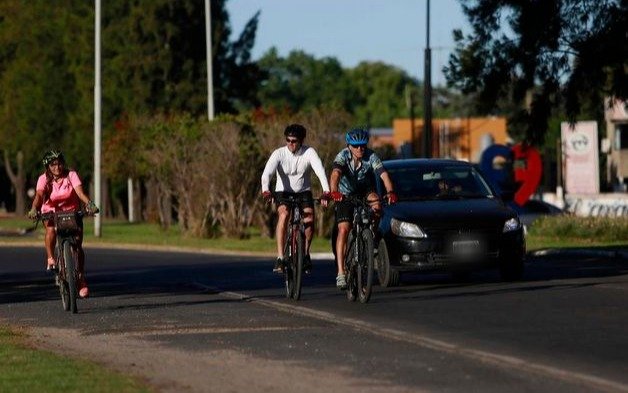 En el Día Mundial de la Bicicleta, proponen estrategias para mejorar la seguridad vial de ciclistas