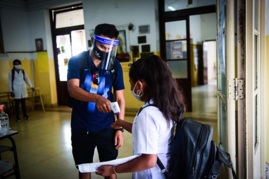 Día clave: se define qué pasará con la presencialidad y el receso escolar