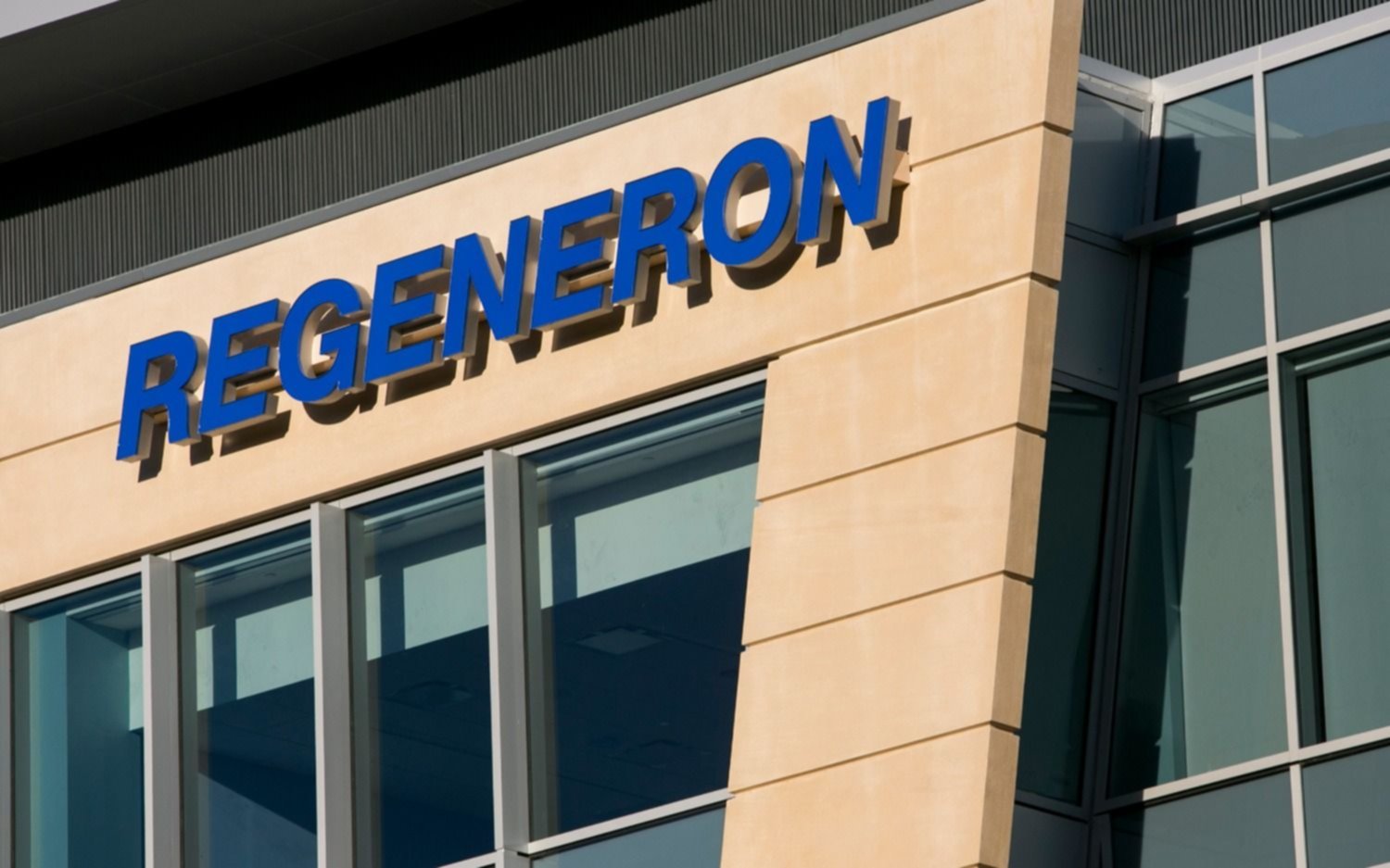 Regeneron: cómo funciona el fármaco que aprobó EE UU para inyectar y combatir el Covid