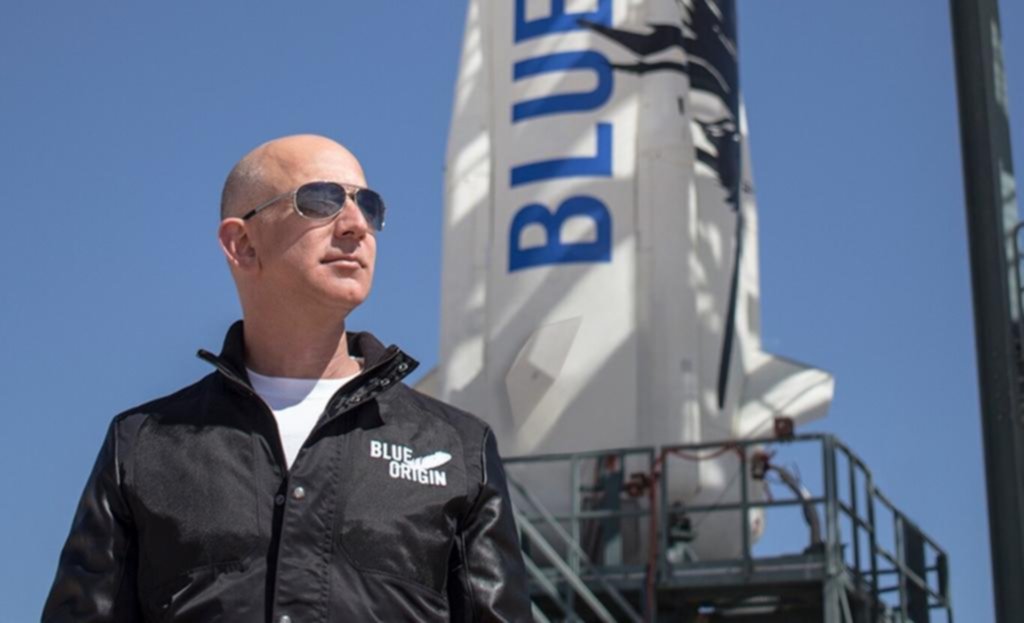 Jeff Bezos será el primer turista espacial de su propia compañía