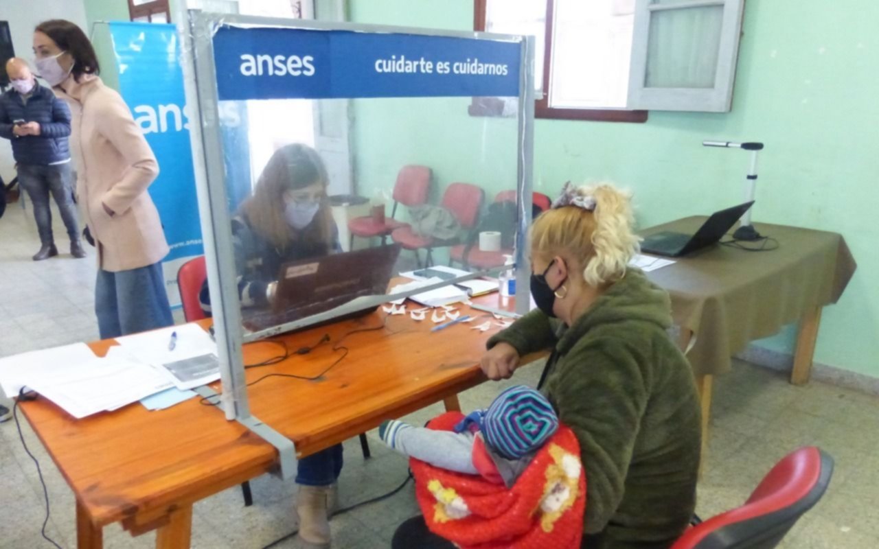 El operativo "Acercar" de ANSeS, en Barrio Savoia