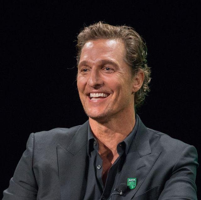 Un libro revelador Matthew McConaughey cuenta en su biografía que sufrió abusos