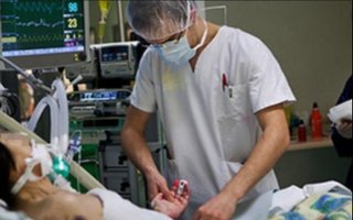 Faltan sedantes para pacientes de Covid: "Todos los fármacos tuvieron aumentos de más del 400%"