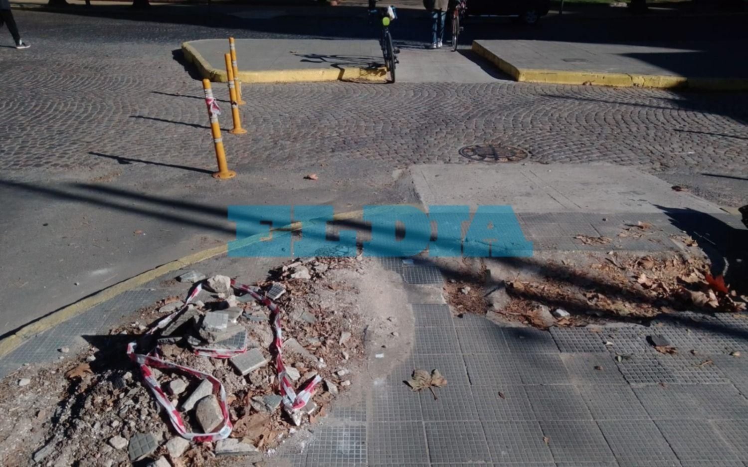 Advierten por una "trampa mortal para ciclistas" a metros de Plaza Rocha