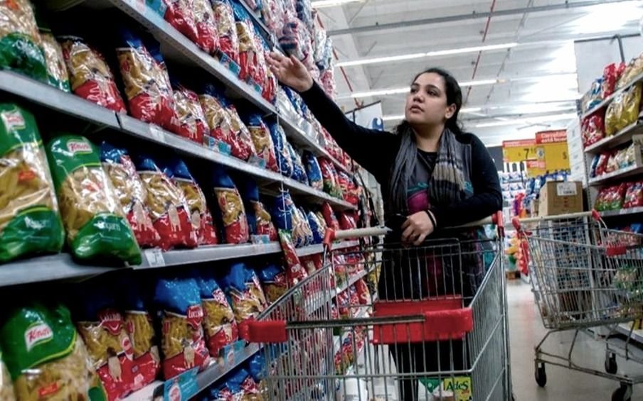 Canasta básica: una familia necesitó $64.445 para no ser pobre en mayo