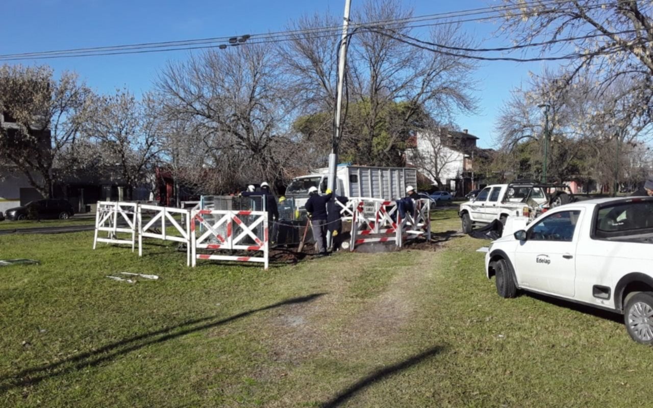 Vuelve la luz a algunos barrios pero en otros siguen los reclamos