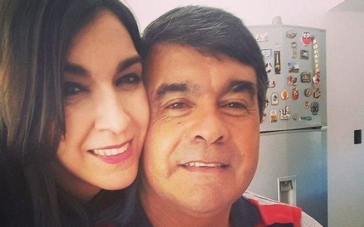 La hija del Tata Brown busca recuperar la camiseta con la que su papá jugó la final de México 86
