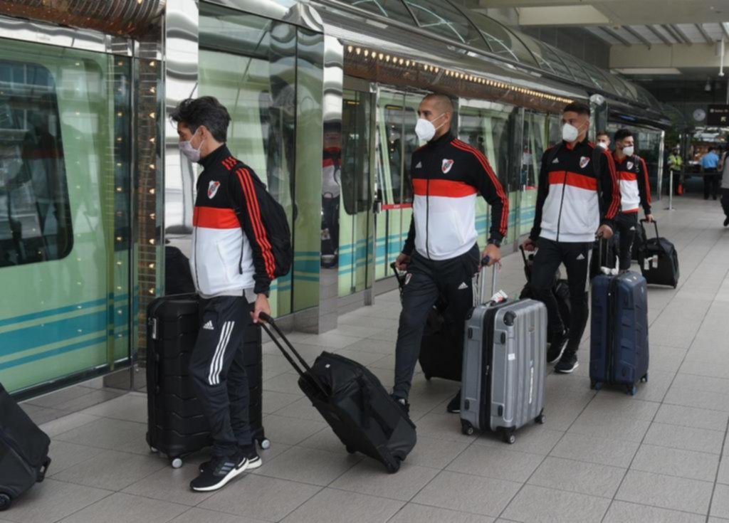 River ya está en Orlando y Beltrán se bajó del avión
