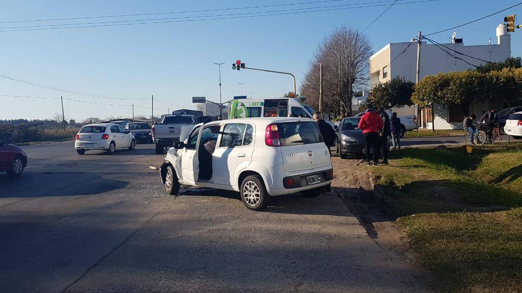 Accidente con heridos en un cruce de Olmos