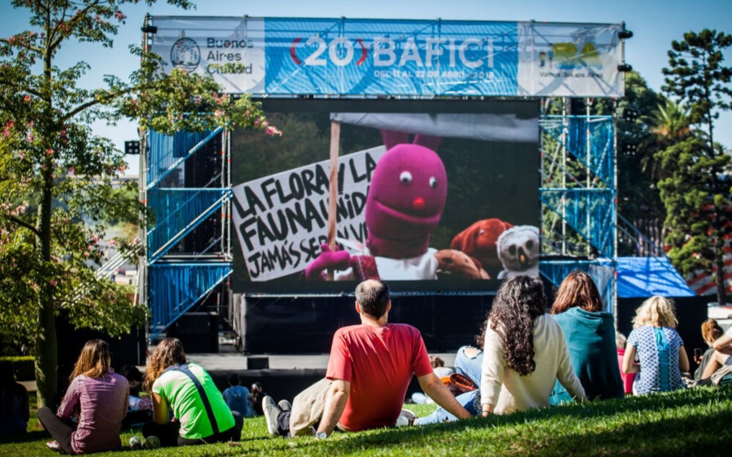 Lanzaron "Cultura Abierta" en CABA para reactivar al sector