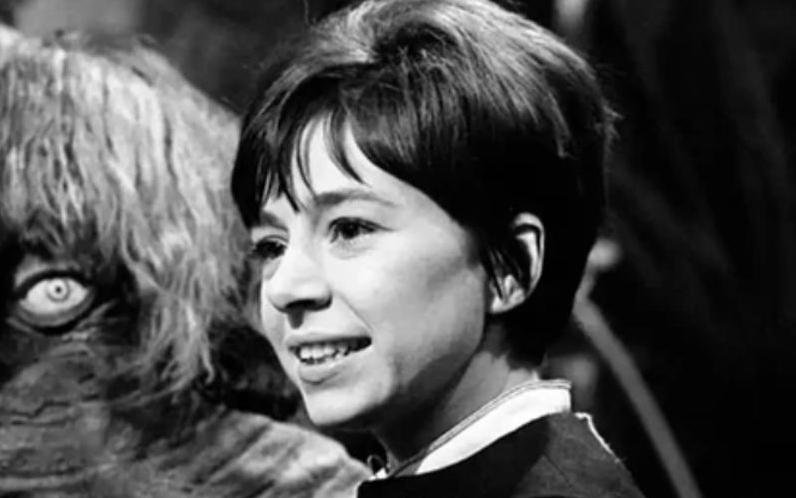 Murió Jackie Lane, la primera ayudante de “Doctor Who”