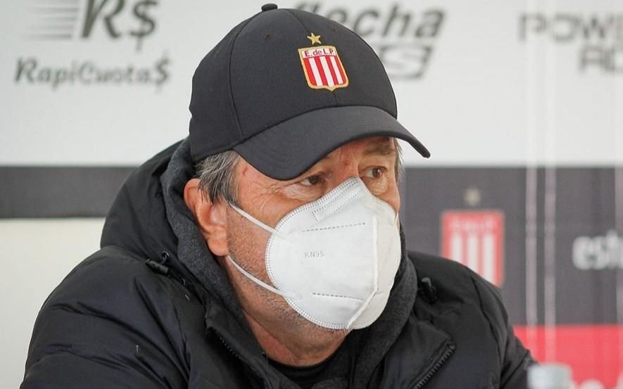 Zielinski y el dilema de un mercado de pases que no arranca