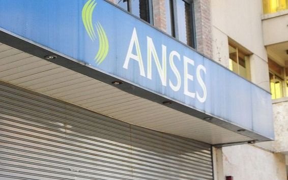 Anses: este viernes paga jubilaciones, Prestación por Desempleo y el programa Alimentar