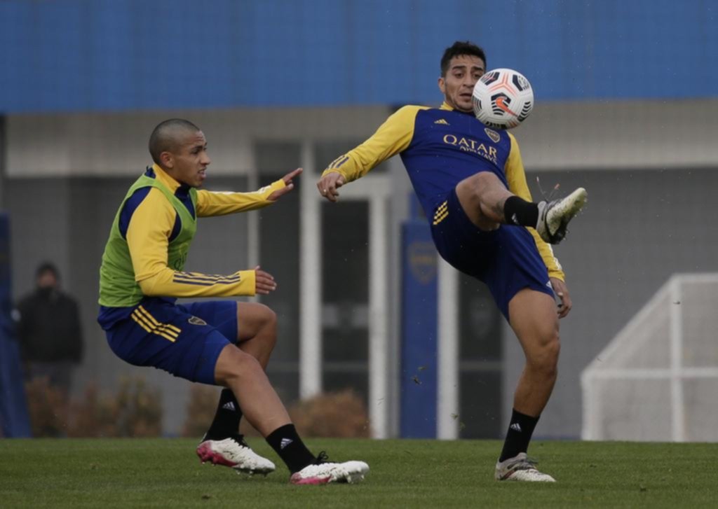 Russo paró dos equipos con línea de tres