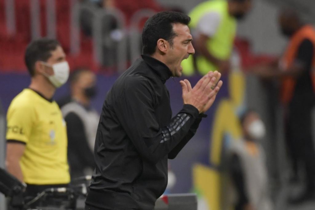 Scaloni, treinta partidos después
