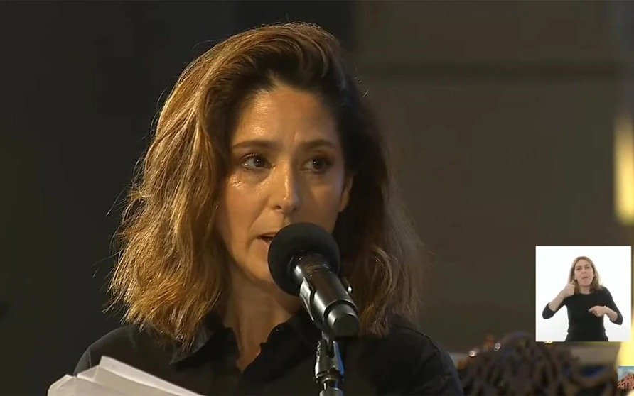 Laura Novoa habló del pago que recibió por conducir el homenaje a los fallecidos por coronavirus