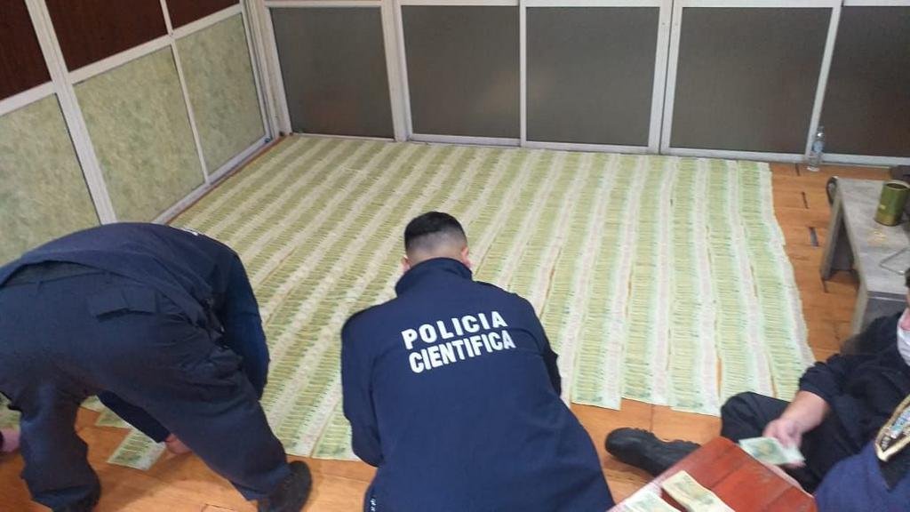 Piden preventiva para cuatro falsos agentes de la AFI que intentaron un golpe millonario