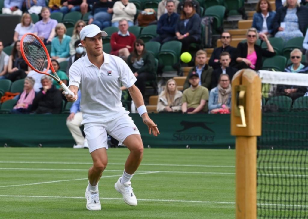 Diego Schwarztman ganaba, pero lo frenó la falta de luz en Wimbledon