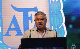 Más problemas para "Chiqui" Tapia por las denuncias realizadas por dos clubes
