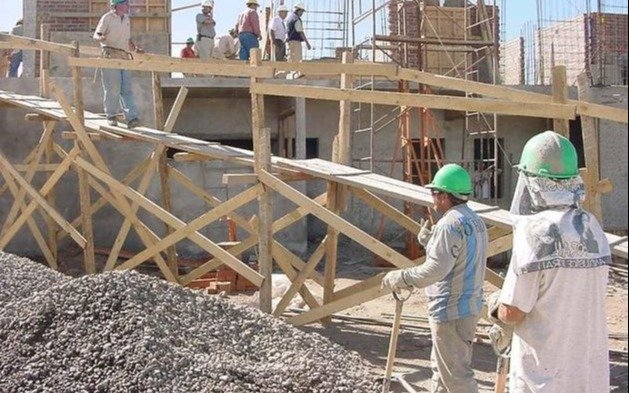 Cuánto prestan los bancos y en cuántas cuotas para construir o remodelar una casa