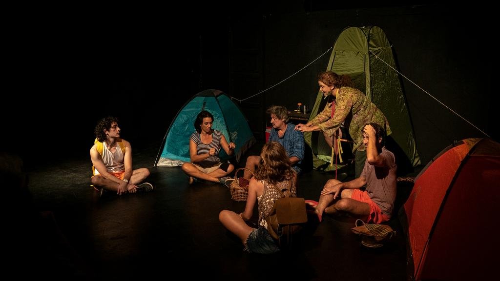 “Entre Ríos”: una aventura de camping abre el ciclo teatral Visitante