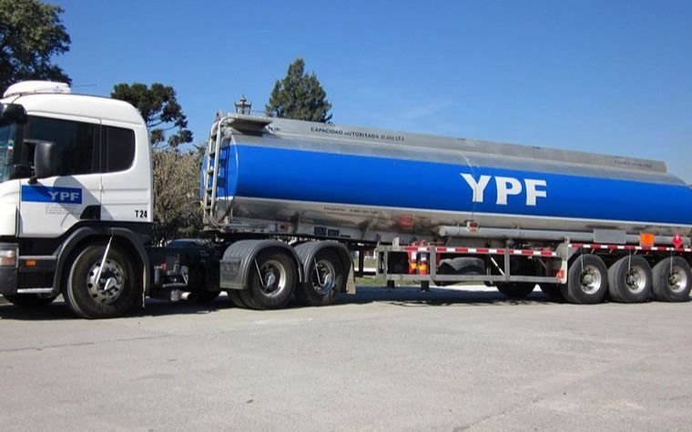 "La demanda más alta de los últimos 10 años": YPF se refirió al abastecimiento de gasoil 