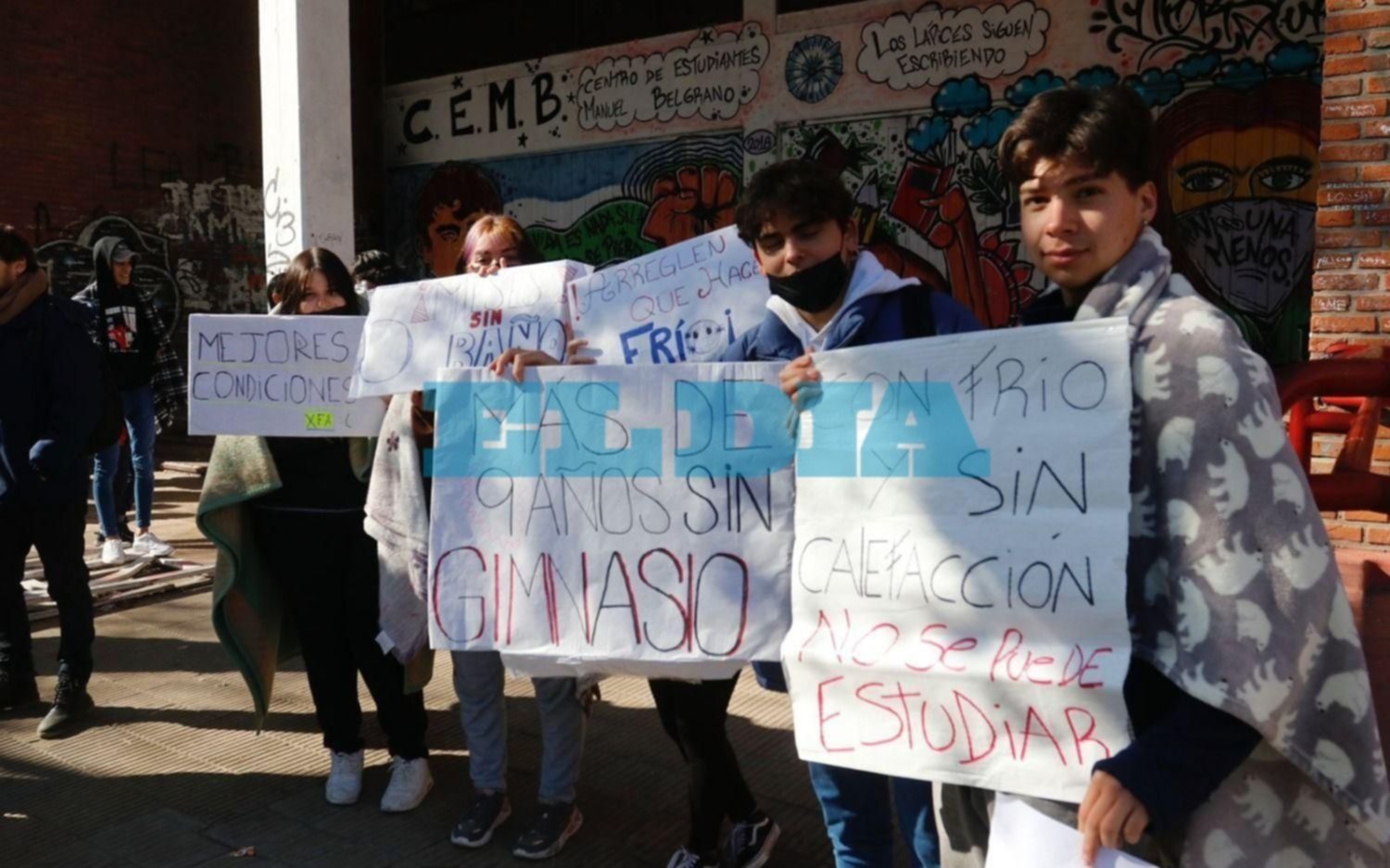 El drama se extiende en el interior: Provincia admitió que hay 350 escuelas con problemas de calefacción