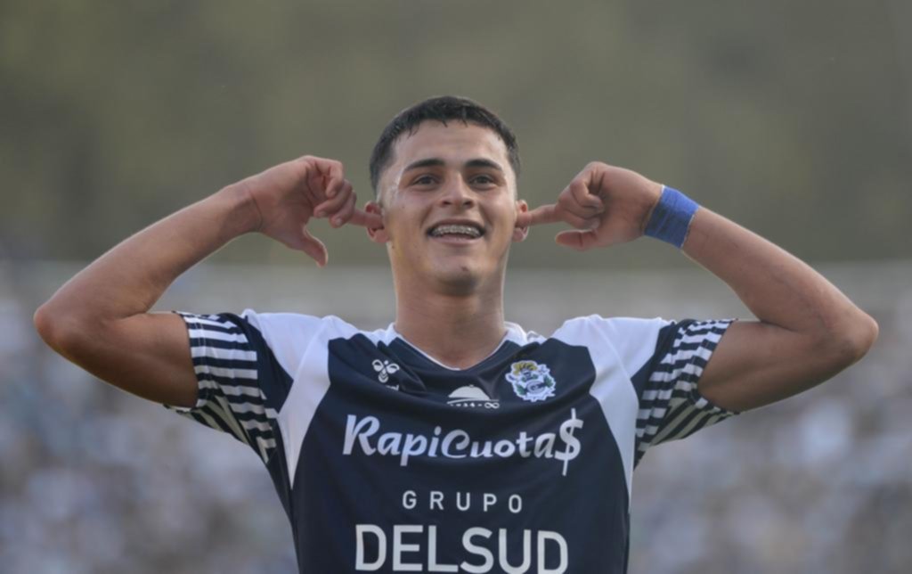 Olimpia reclamó en FIFA una deuda por el pase de Sosa
