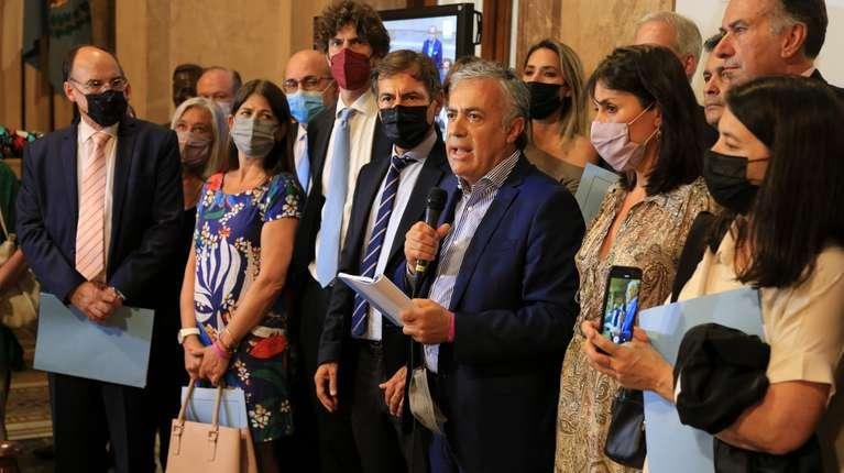 En la oposición piden investigar al exministro por las denuncias K