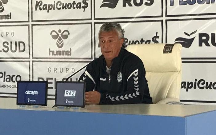 Gorosito: “Todo pasa por jugar mejor que ellos, la gente no entra a la cancha”