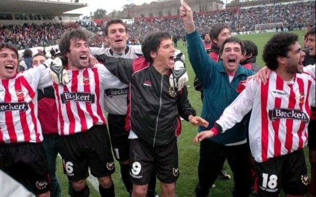 Clásico en UNO: se volverá a jugar con público tras 17 años