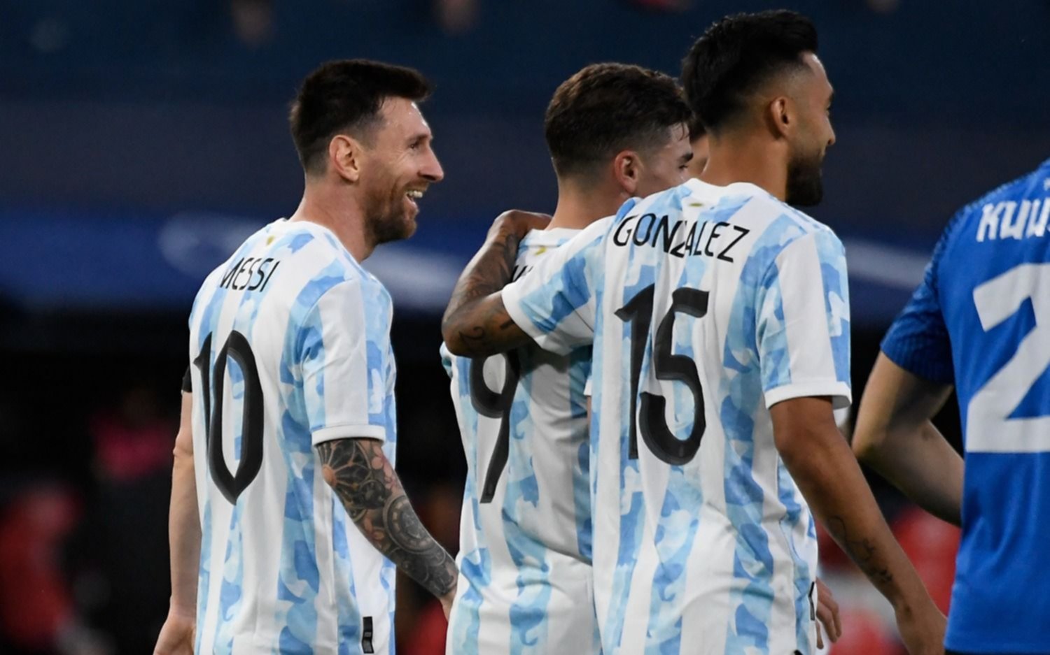 ¡Para volver a gritarlos! Los cinco goles de Messi para hacer historia con Argentina