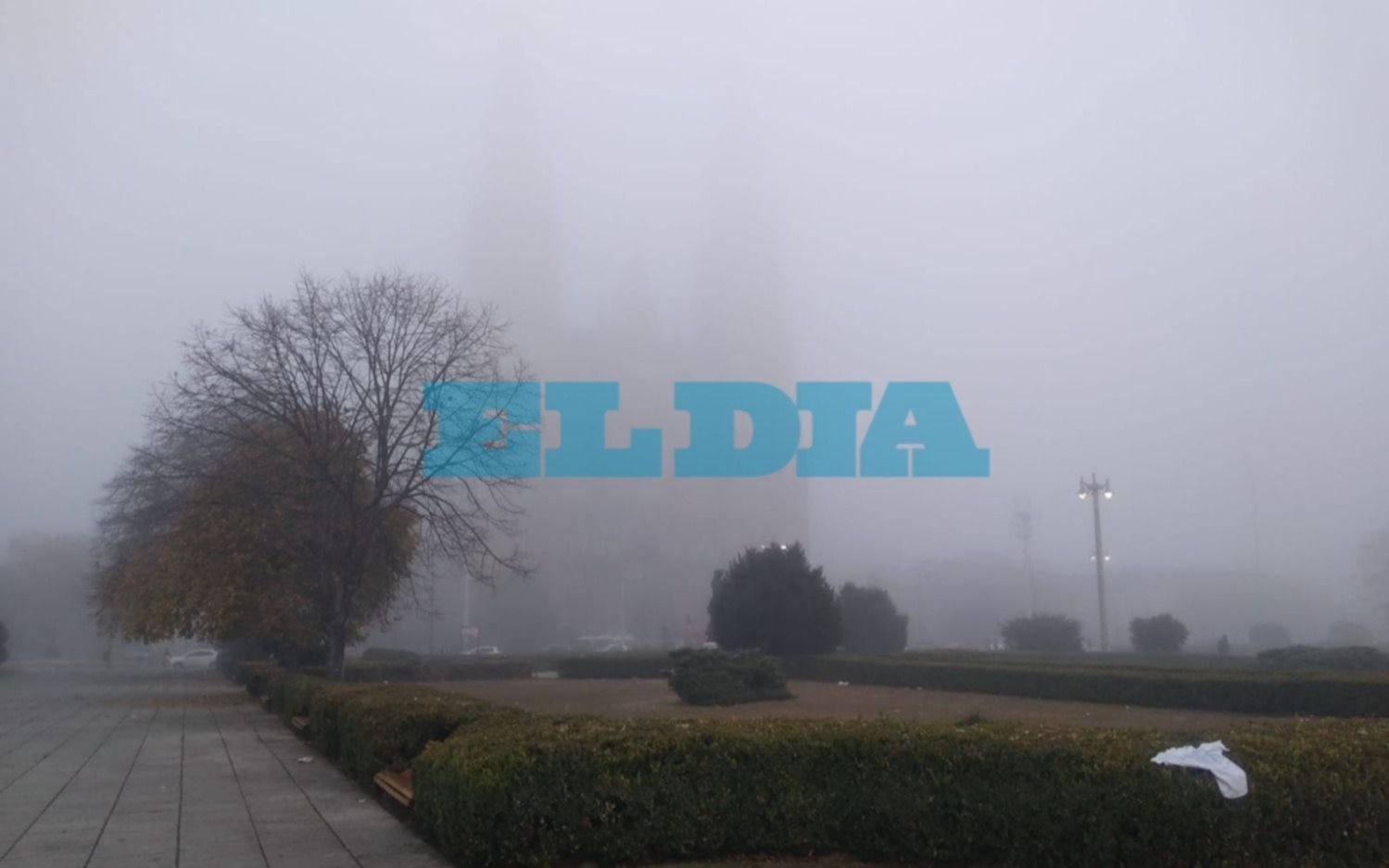 Bancos de niebla y mucho frío en la Ciudad: alerta por baja visibilidad y recomendaciones