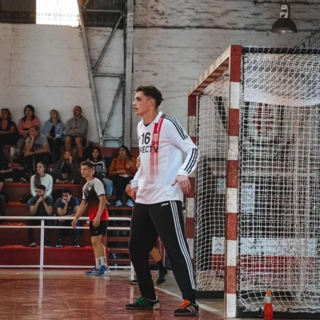 David Schenkel, el arco del triunfo del handball albirrojo