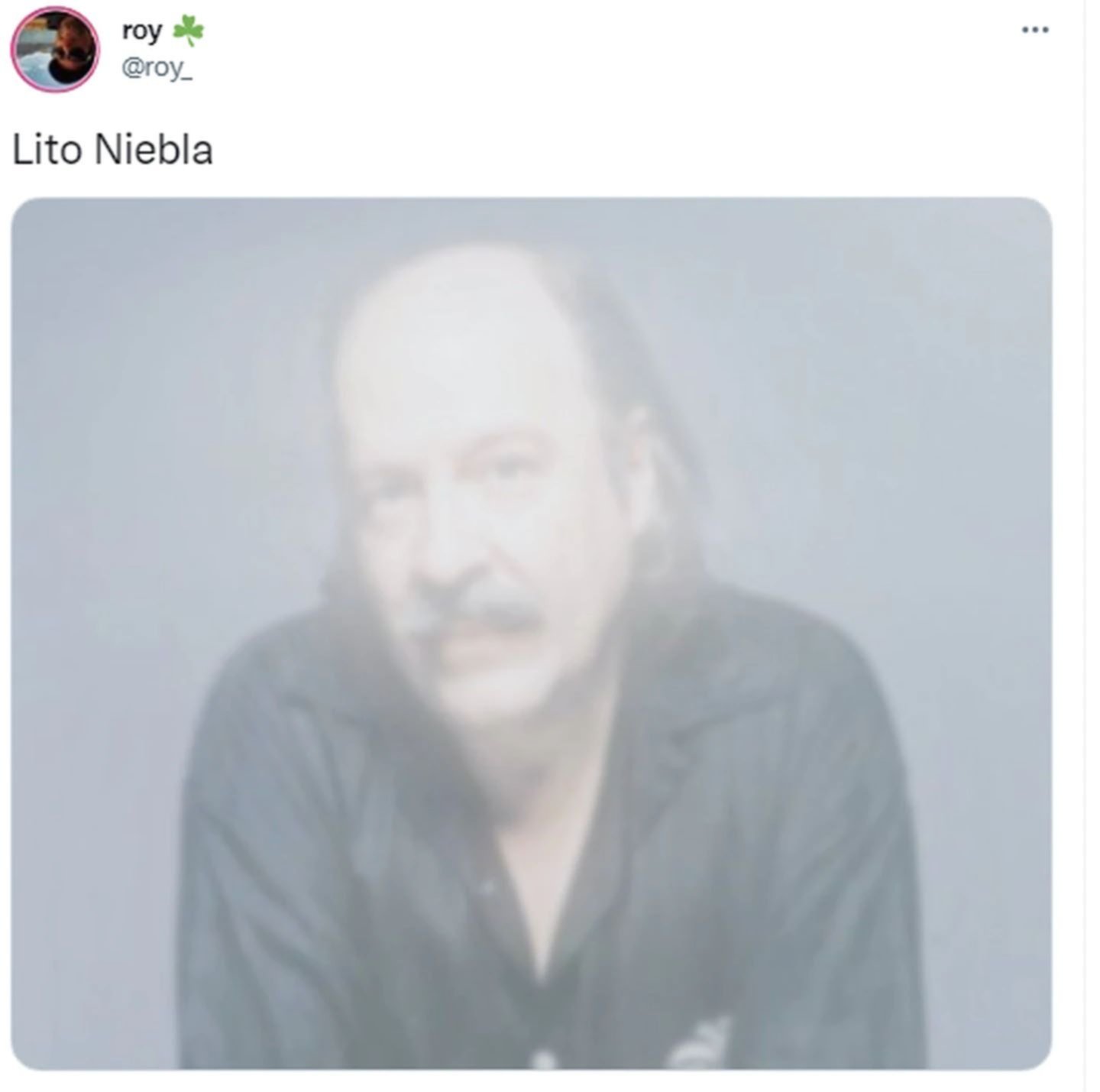 La niebla invadió las calles platenses y estallaron los memes en las redes sociales