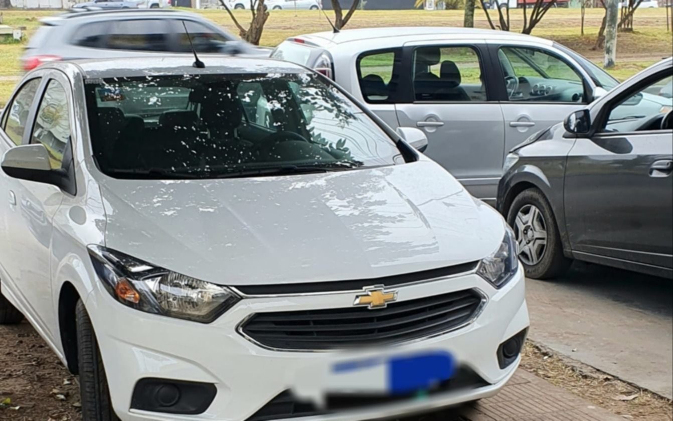 En 72 entre 2 y 3, cansados del "estacioná  donde quieras"